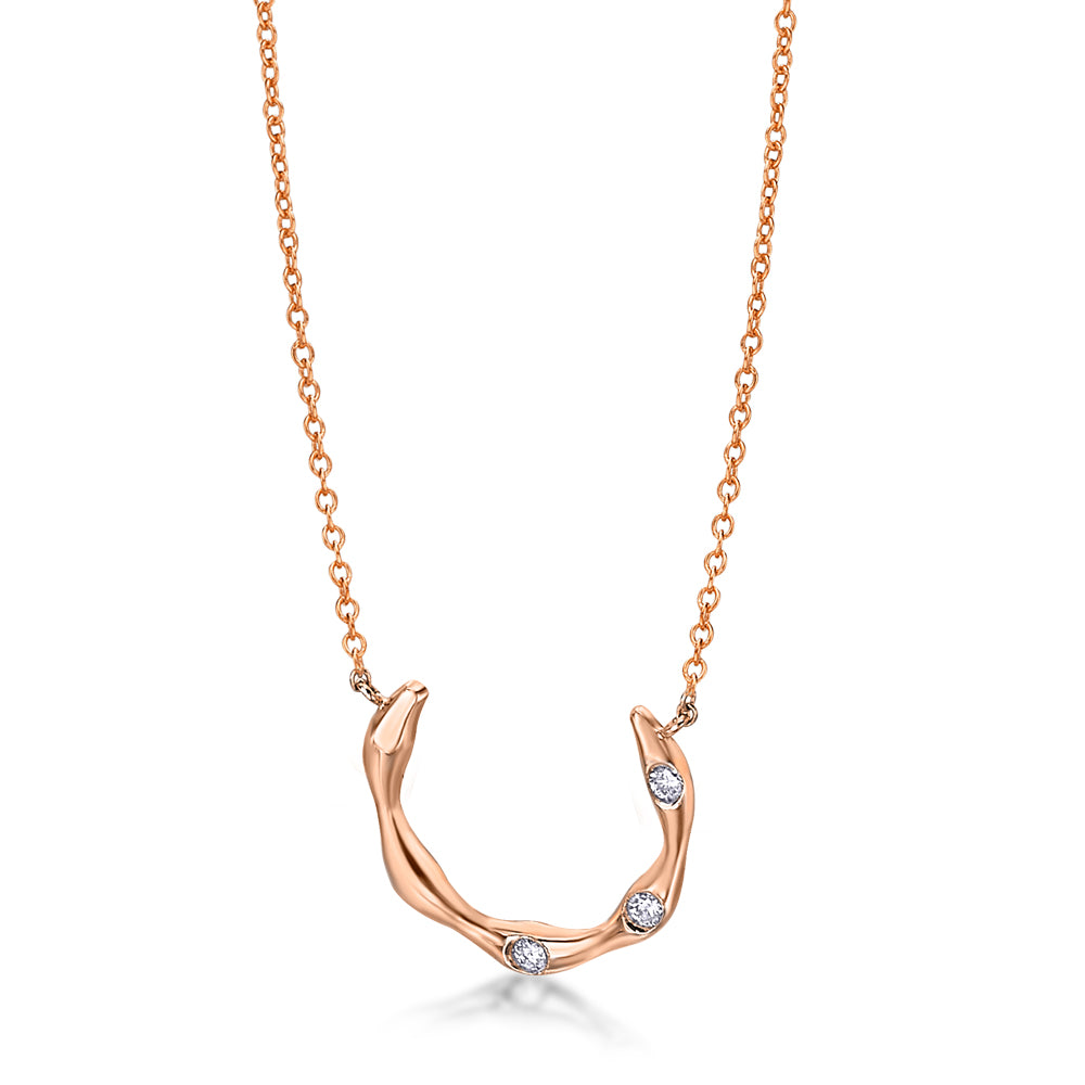 Colar cume em ouro rosa e diamantes
