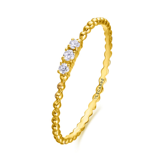 Anel simplista em ouro e diamantes