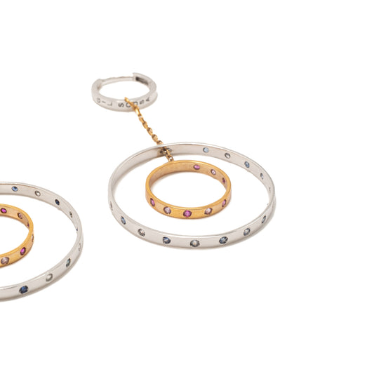 Brincos Argola em ouro branco e ouro rosa, com safiras azuis e rosa